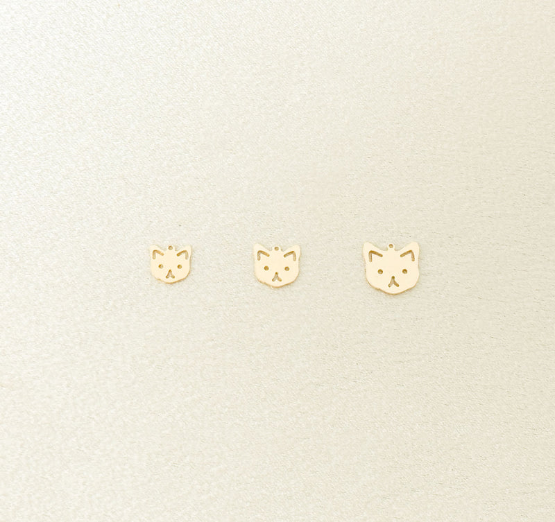 cat head with face charm