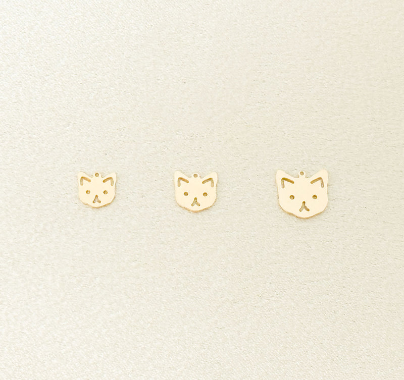 cat head with face charm