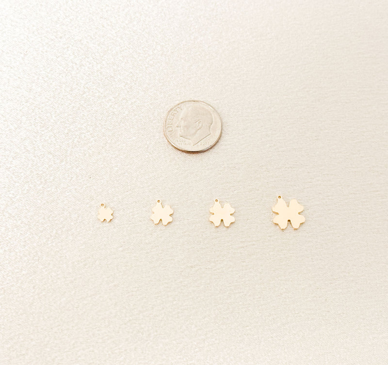 clover charm size comparison