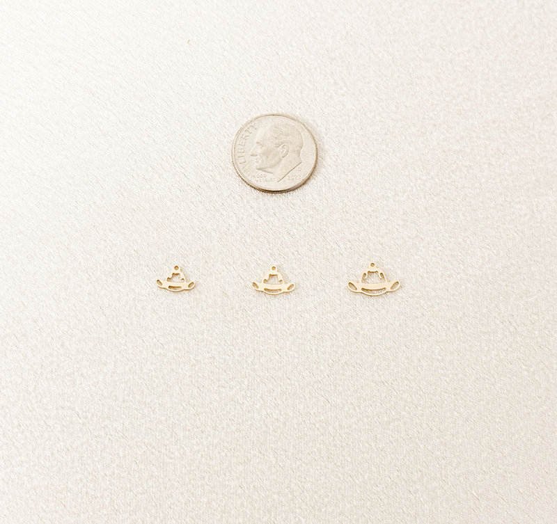 cowboy hat charm size comparison