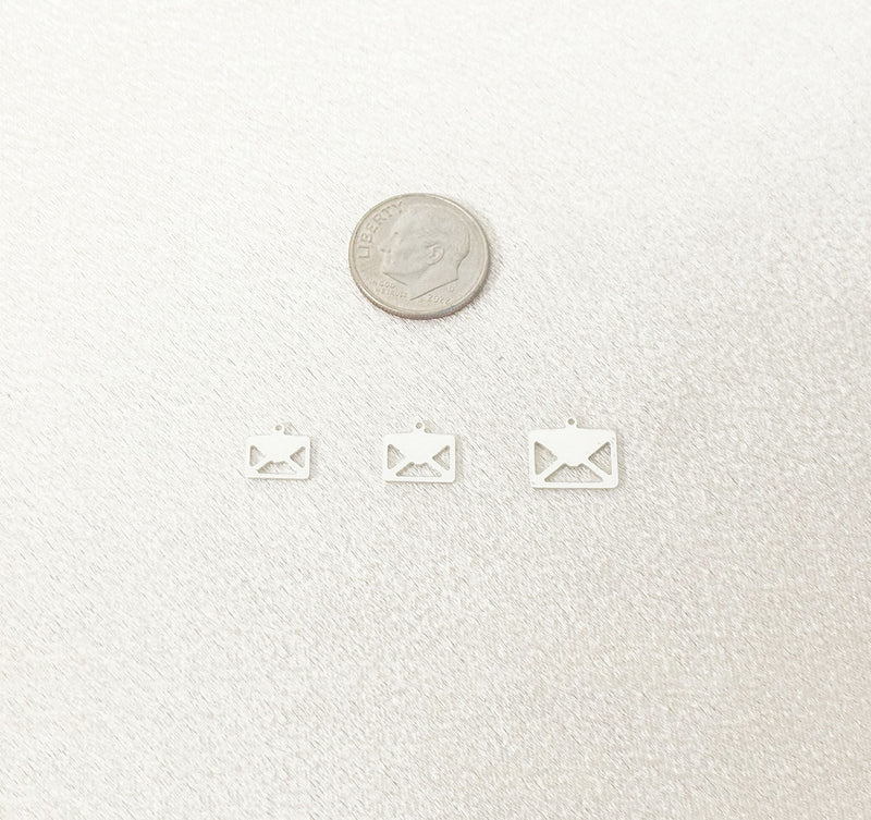 envelope charm size comparison