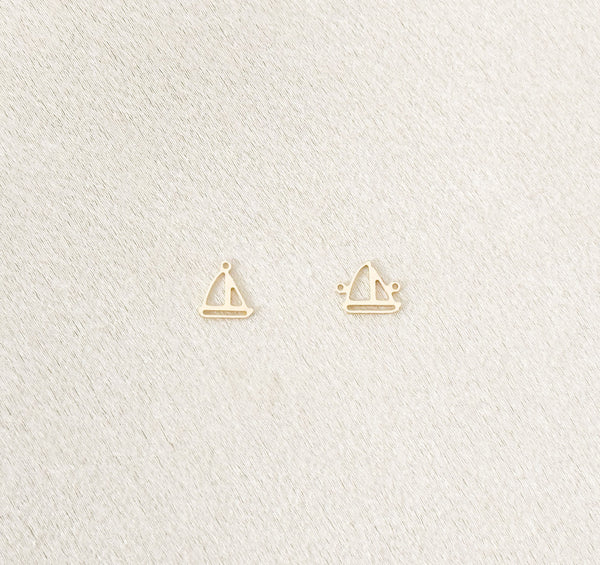 sailboat charm