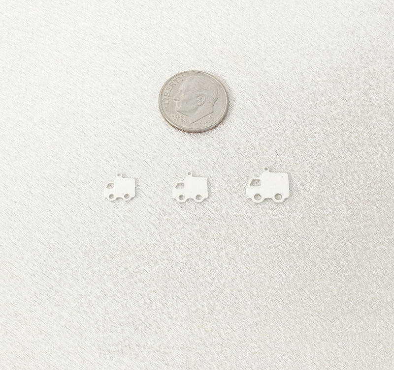 shipping truck charm size comparison