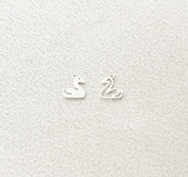 swan charm