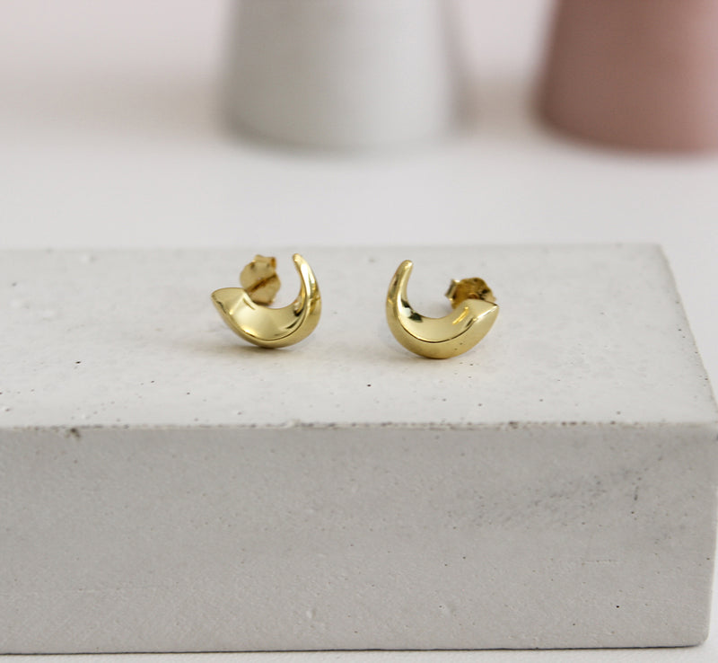 gold crescent moon studs